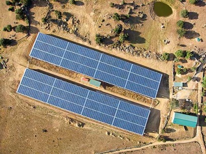 1 MW fotovoltaico sobre cubierta en la dehesa toledana