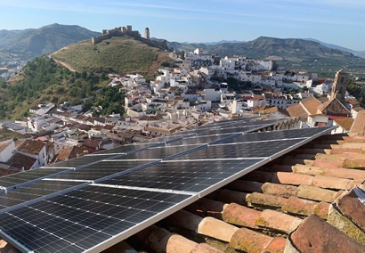 Autoconsumo fotovoltaico en un hostal a los pies del Caminito del Rey