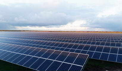 Sonnedix vuelve a comprar energía solar en España