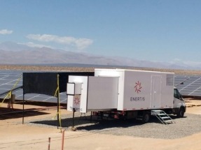 Los módulos del parque fotovoltaico El Romero Solar son inspeccionados por el PV Mobile Lab de Enertis