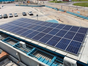 Las oficinas de Baleària del puerto de Valencia estrenan un autoconsumo de 21,3 kW