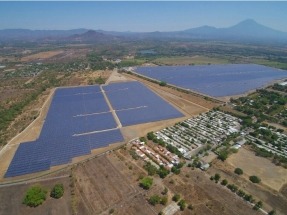 Inauguran la central fotovoltaica Providencia Solar, de 101 MW