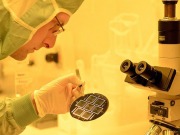 Nuevo récord mundial para células de silicio con contactos en ambas caras
