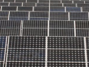 Renovalia recibe 210 M€ para refinanciar su cartera fotovoltaica en España