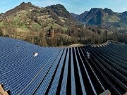 Una instalación fotovoltaica en tu bloque de pisos para aislarte de la red
