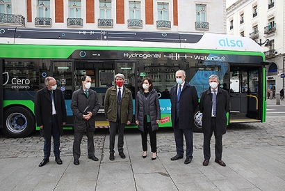 Ayuso, el autobús de hidrógeno y la mala memoria