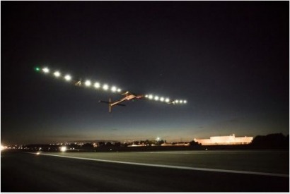 El avión Solar Impulse llega a Nueva York y hace historia