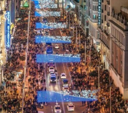 El Ayuntamiento de Madrid pide a los ciudadanos que usen el transporte público