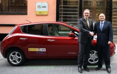 El IDAE probará durante seis meses un Nissan 100% eléctrico