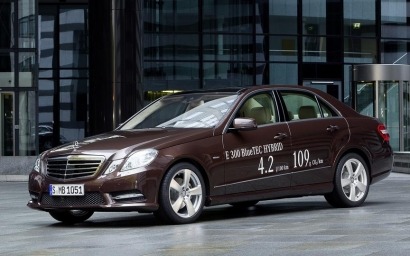 Mercedes lanzará en septiembre un híbrido diésel