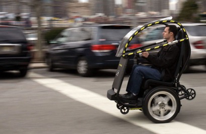 Medio coche…