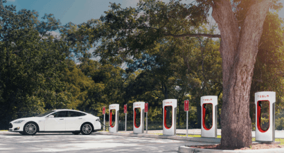 Tesla ya cuenta con 10 supercargadores en España