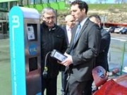 El Eroski de Zamora inaugura dos puntos de recarga para vehículo eléctrico