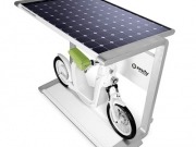 EMC lanza una estación de recarga con energía solar para su ciclomotor eléctrico