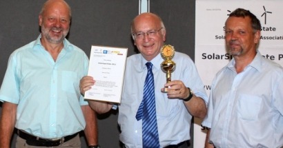 La asociación suiza SolarSuperState premia a un cofundador de Ecotècnia