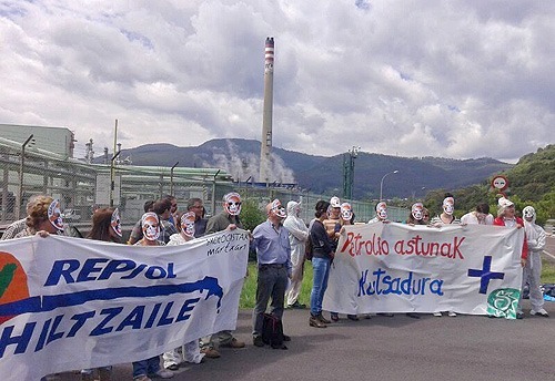 Manifestación ecologista en Muskiz