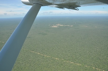 Inauguran una planta eólica-solar