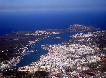 Menorca celebra el aniversario como Reserva de la Biosfera gasificando la isla