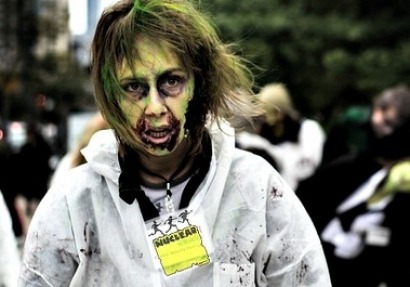 Greenpeace organiza cinco carreras zombis en el entorno de las centrales nucleares españolas