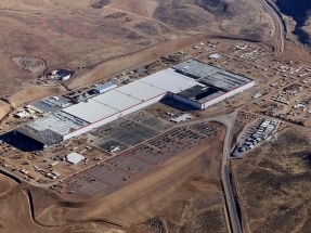 La Gigafactoría de Tesla comienza a producir baterías