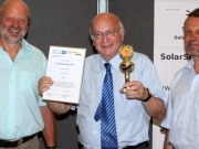 La asociación suiza SolarSuperState premia a un cofundador de Ecotècnia