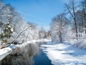 A very Merry Christmas to you, our loyal readers and dear friends