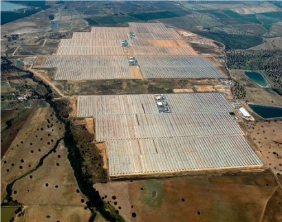 Abengoa completa en Cáceres la mayor plataforma termosolar de Europa